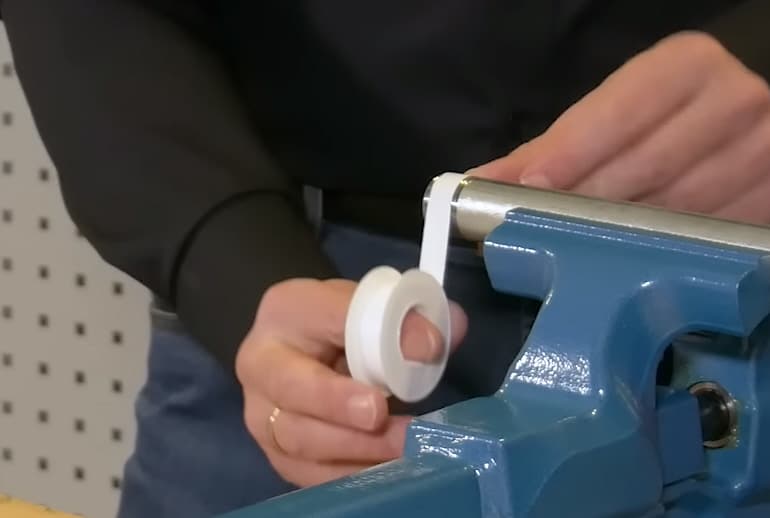 5-Schritte Anleitung zur dichten Verschraubung mit Teflon-Dichtband​